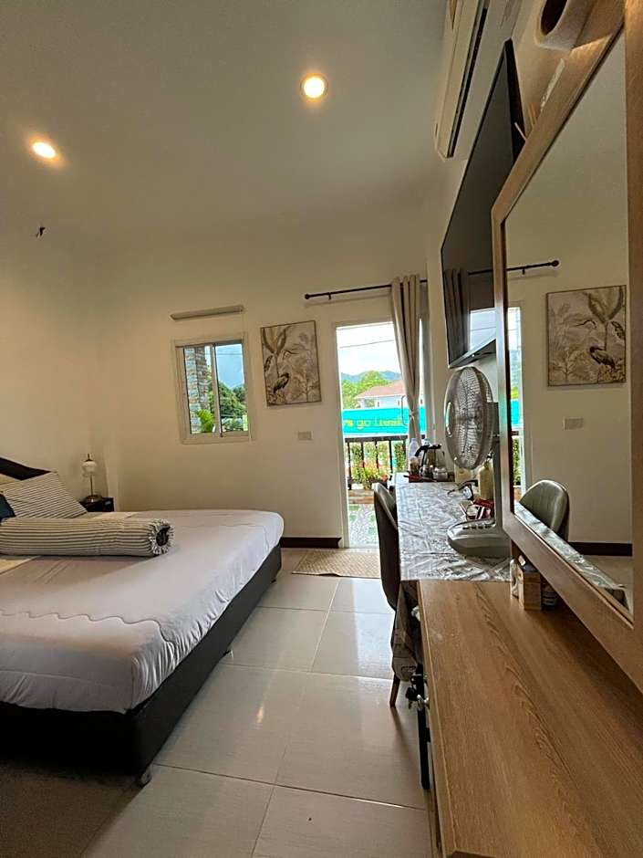Passion Nai Harn Guesthouse