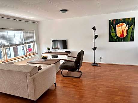 One-Bedroom Apartment with Balcony