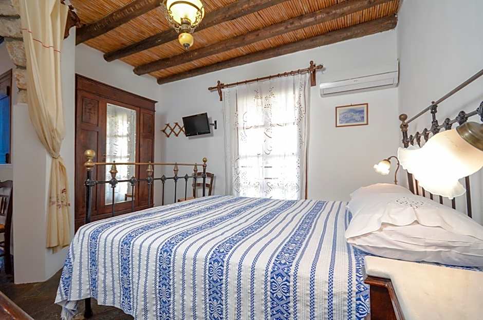 Naxos Filoxenia Hotel