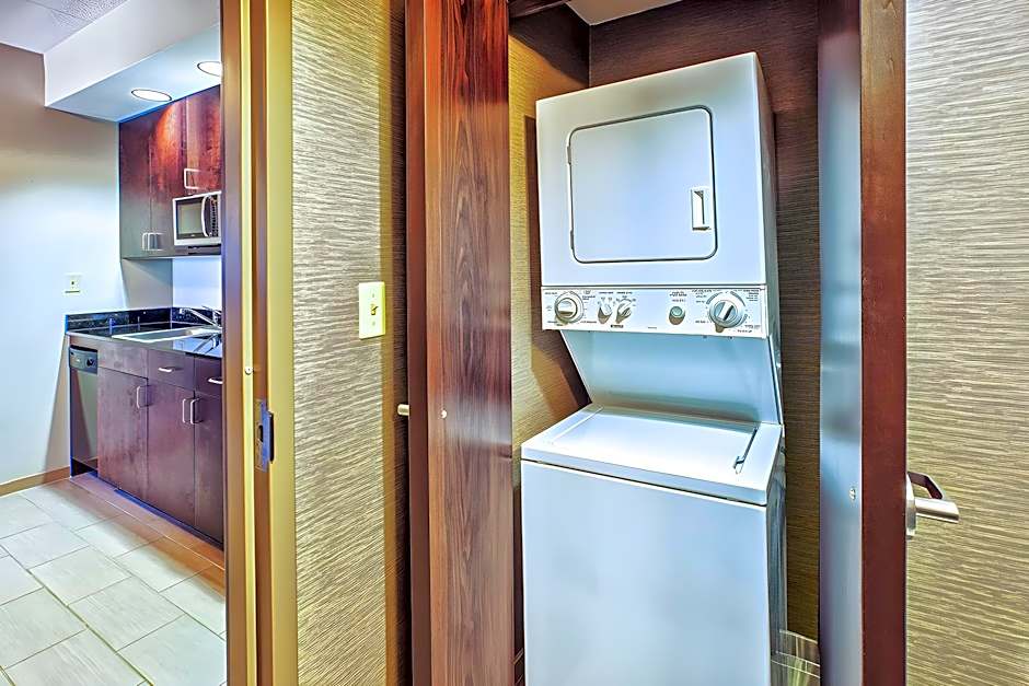 Holiday Inn Express Hotel and Suites Dayton South I 675 By IHG