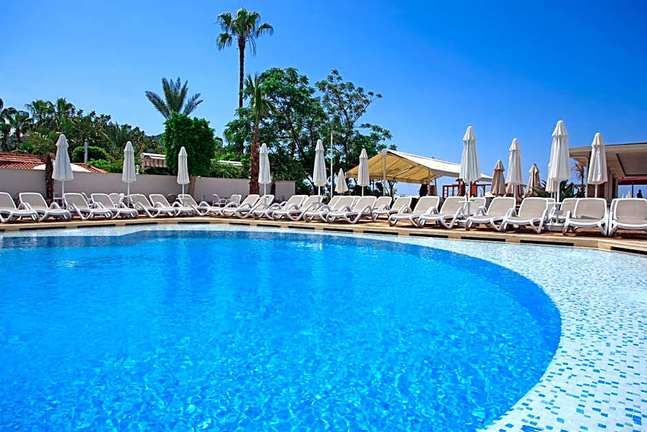 Xperia Saray Beach Hotel