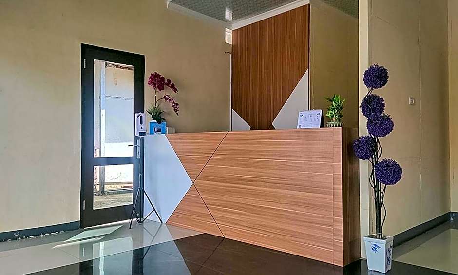 RedDoorz @ Merauke City Center