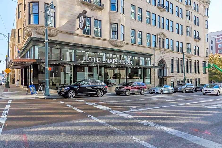 voco Hotel Napoleon Memphis By IHG