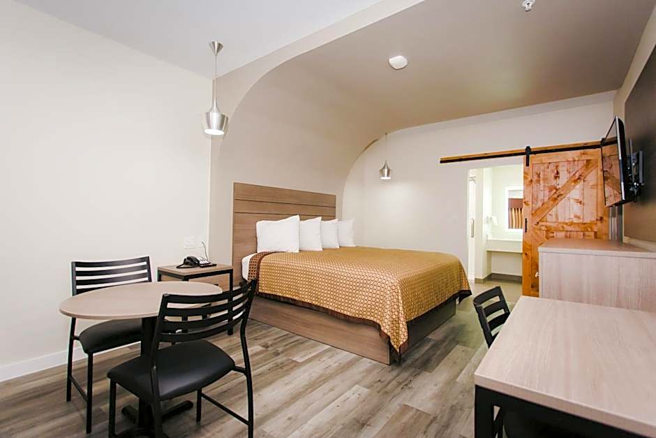 Palace Inn- Louetta
