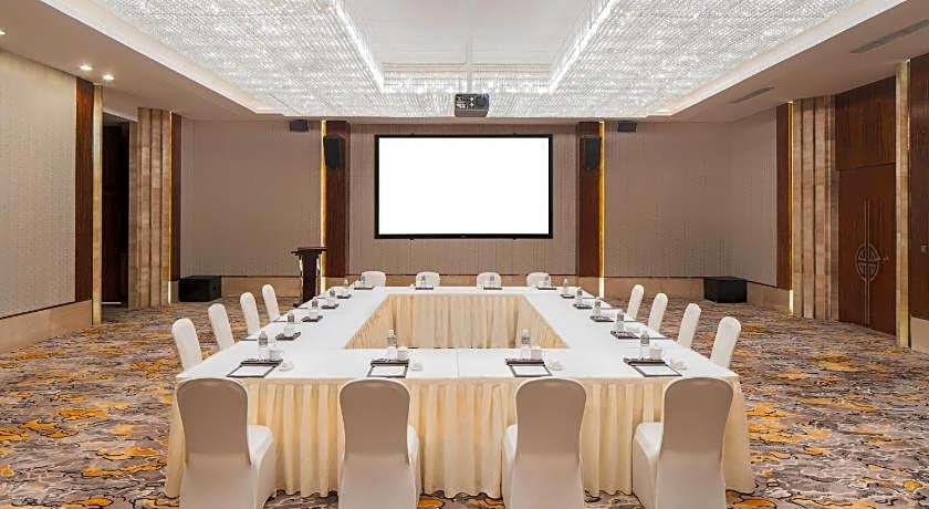 Crowne Plaza Dalian Sports Center by IHG