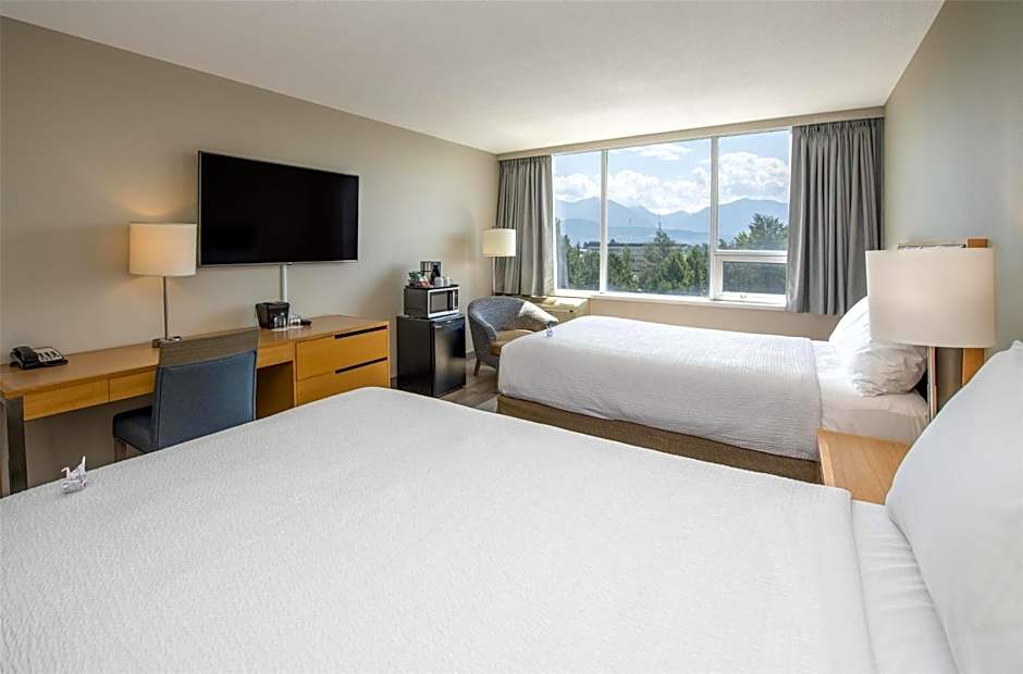 Coast Chilliwack Hotel by APA