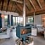 Bukela Game Lodge - Amakhala Game Reserve