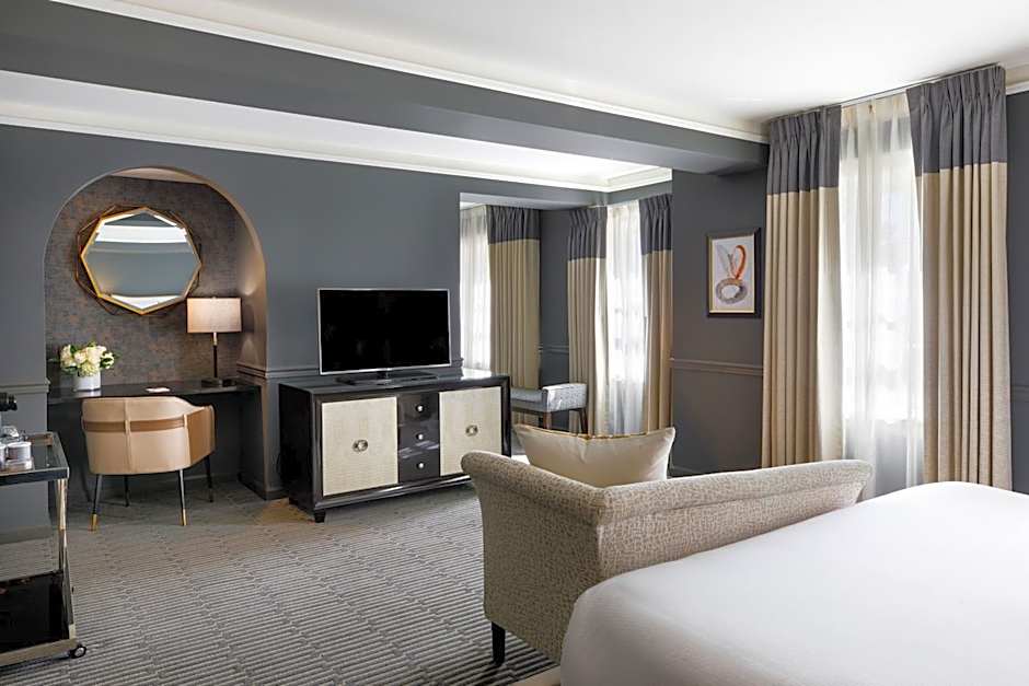 Ambassador Hotel Tulsa, Autograph Collection by Marriott