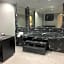 Island Suites Hobby Airport