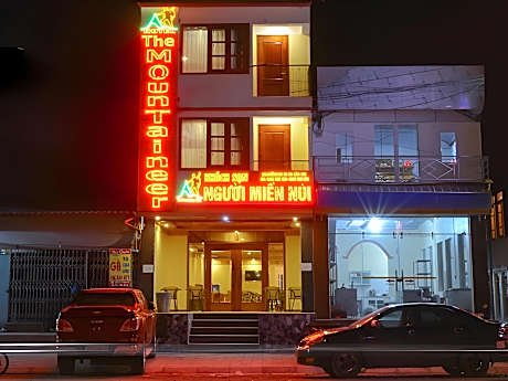 The Mountaineer Hotel