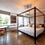 Tavern Townhouse - Boutique Town Centre Stay, Henley-on-Thames