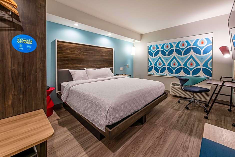 Tru by Hilton Fayetteville I-95, NC