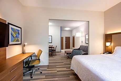 One-Bedroom Suite with Sofa Bed