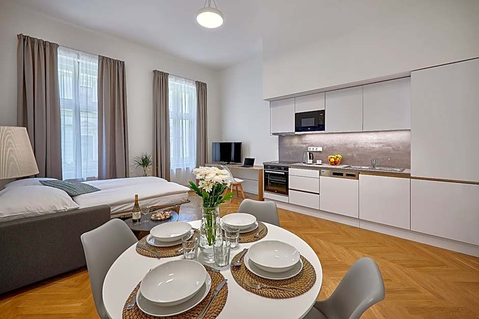 DownTown Suites Rubesova