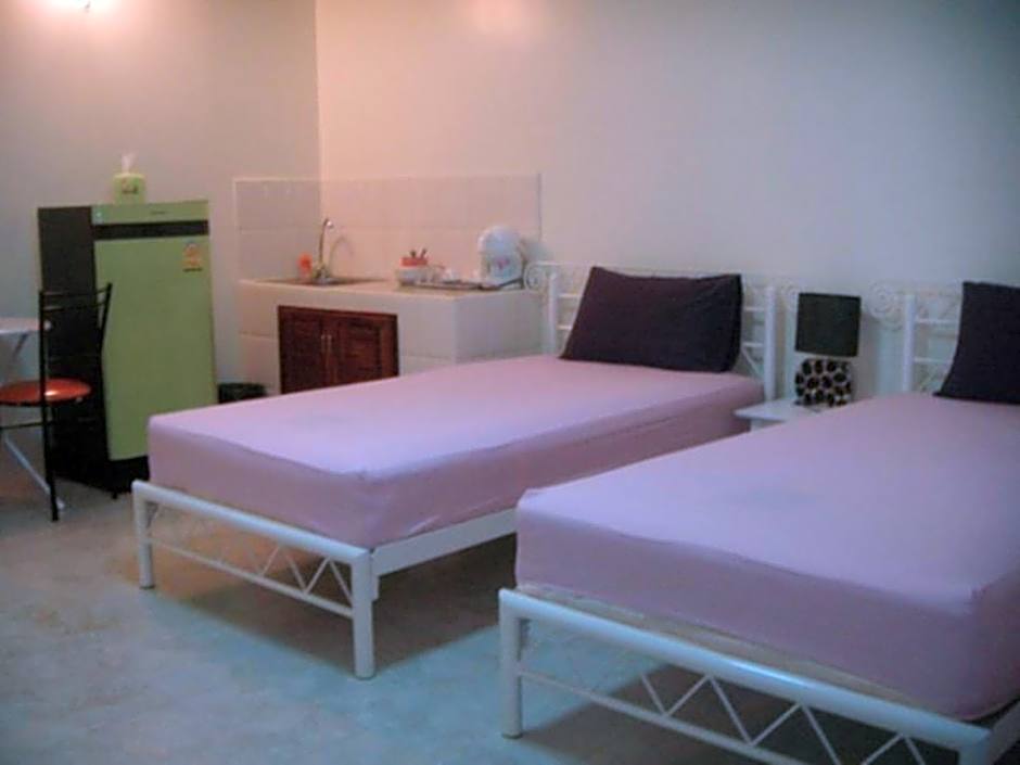 Baan Khun Rak – Bangkok, NY