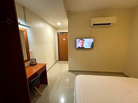 Economy Double Room