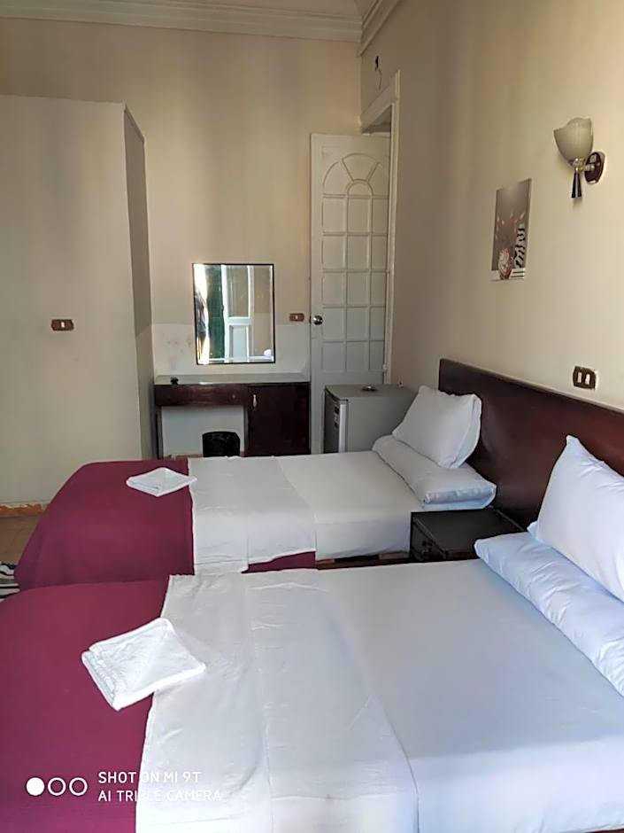 Transit Alexandria Hostel