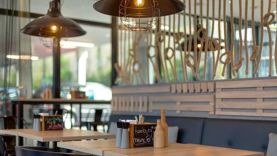 Holiday Inn - the niu, Keg Hamburg Ost by IHG