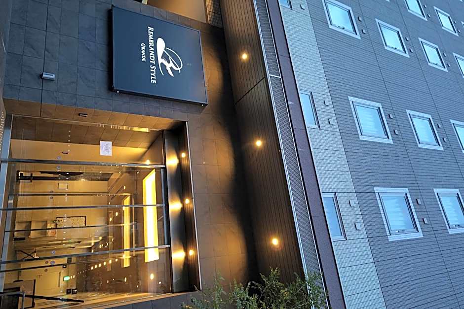 Rembrandt Style Tokyo Nishikasai Grande