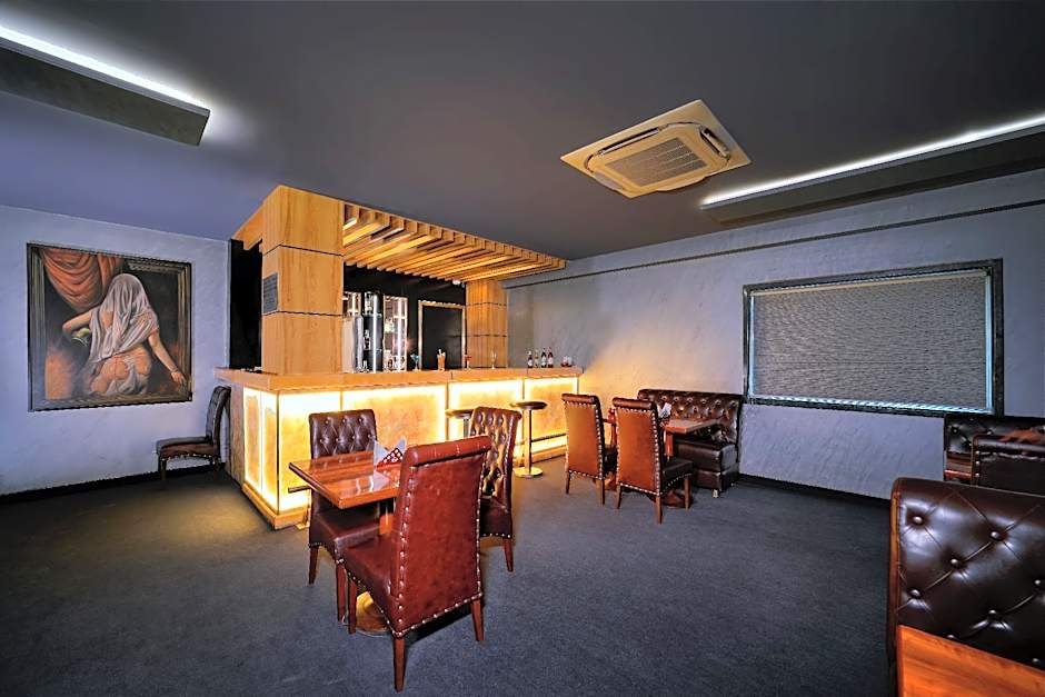 Wingston A Treehouse Hotel - Mathura