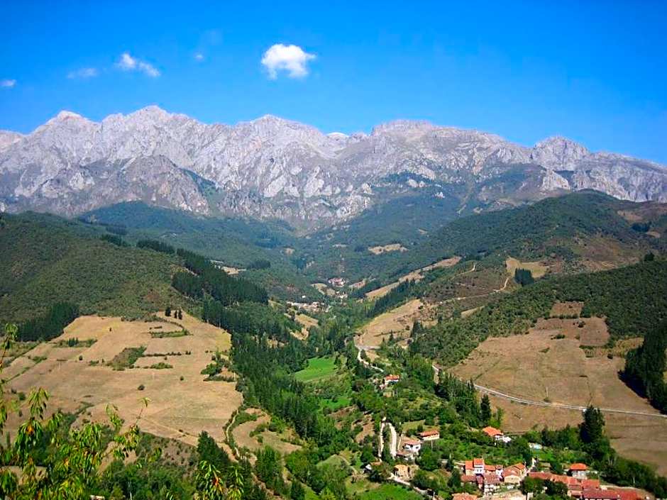 Picos de Europa Suites and Rooms