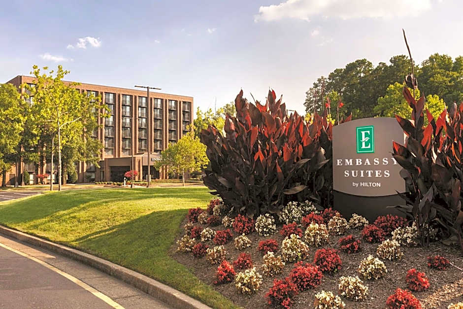 Embassy Suites By Hilton Hotel Richmond-Commerce Center