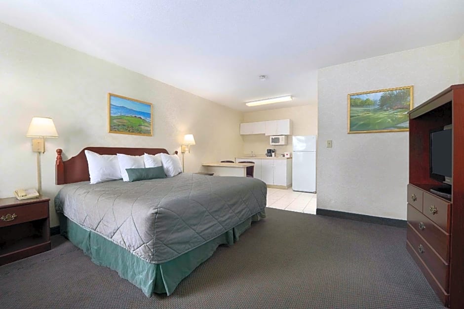 Days Inn by Wyndham Augusta near Fort Gordon