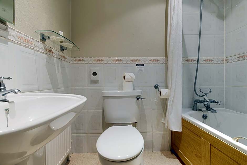 Blacksmiths Arms Inn