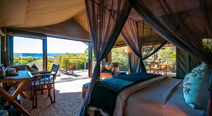 HillsNek Safari Camp