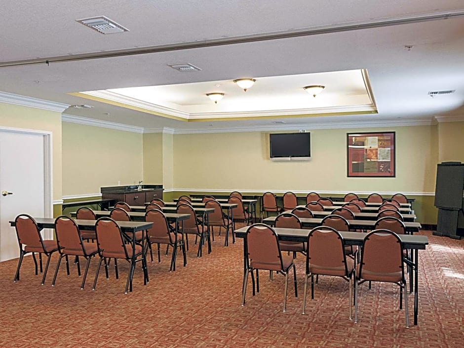 La Quinta by Wyndham Slidell - North Shore Area