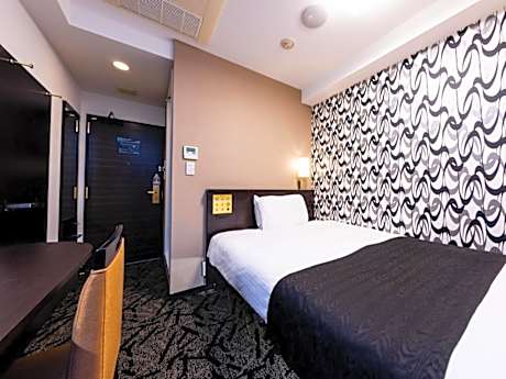 Single Room - Non-Smoking
