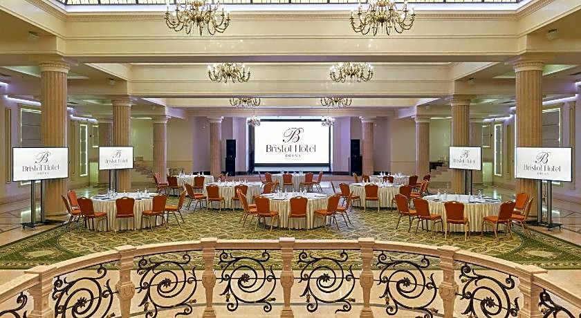 Hotel Bristol