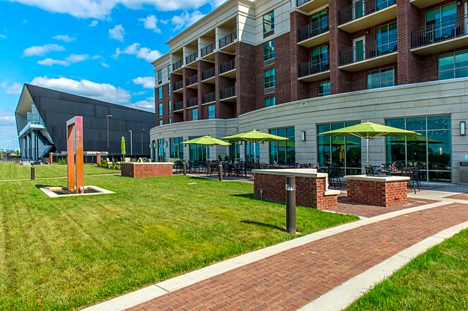 Holiday Inn Owensboro Riverfront, an IHG Hotel