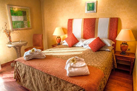 Classic Quadruple Room