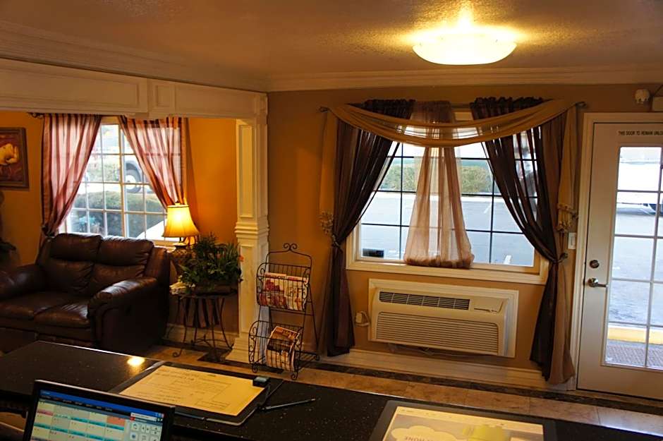 Park Avenue Inn & Suites