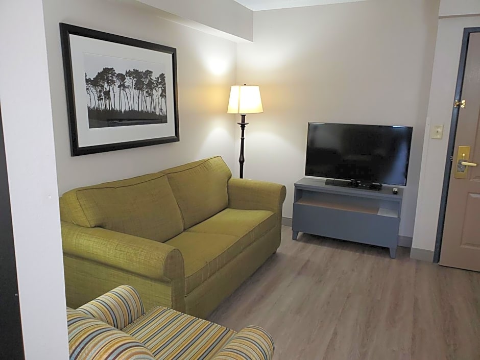 Country Inn & Suites by Radisson, Buford at Mall of Georgia, GA