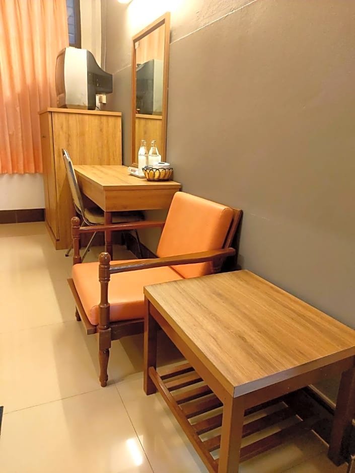 Suriwong Chumphon Hotel