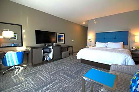 King Room - Hearing Access/Non-Smoking