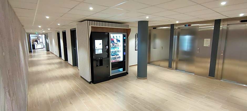 B&B HOTEL Nice Aéroport Arenas