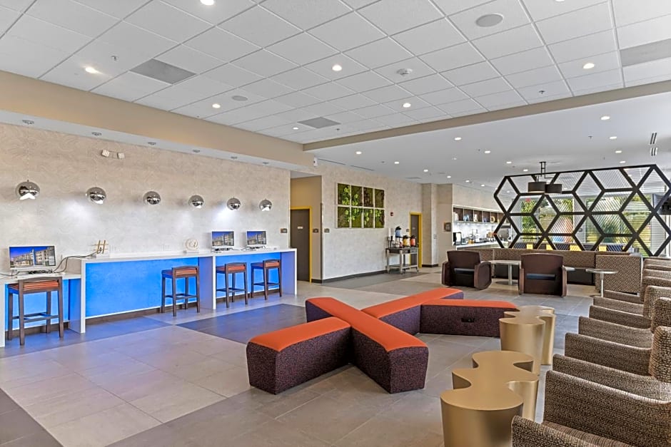 GLō Best Western Savannah-Gateway I-95