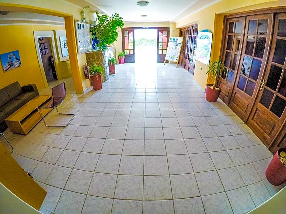 Vanessa Hotel