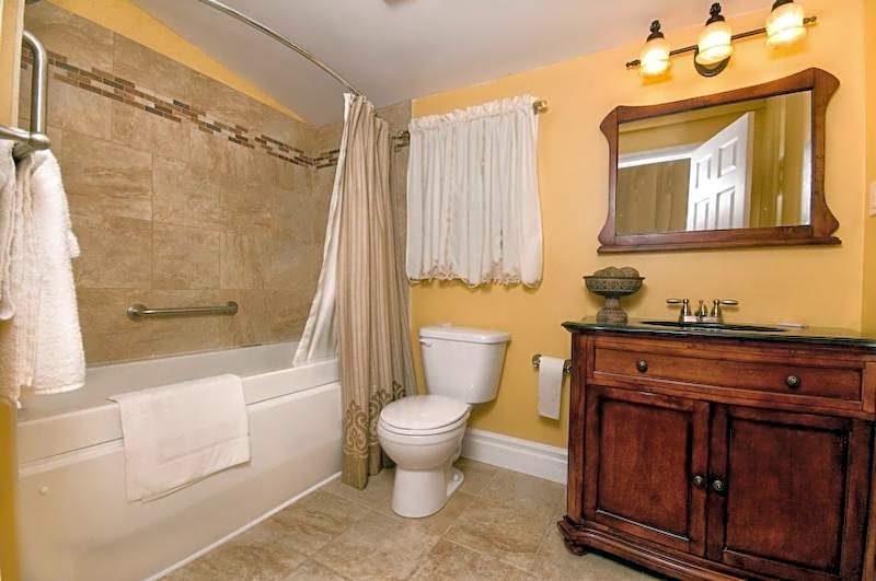 Telegraph House Motel