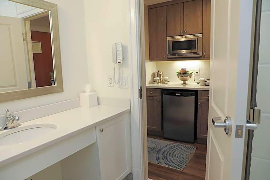 Norwalk Inn And Conference Center