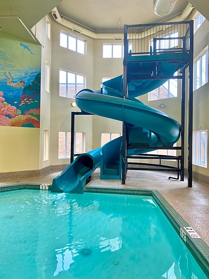 Super 8 by Wyndham Edmonton South