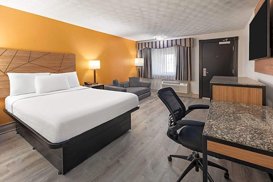 Howard Johnson by Wyndham Malden Boston Area