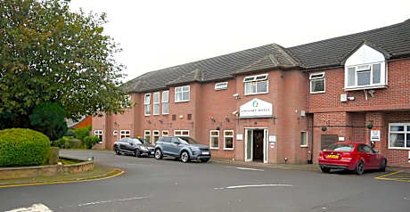 Consort Hotel