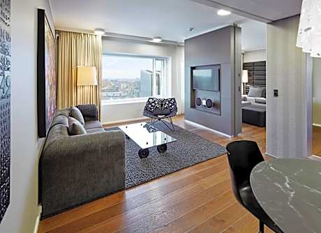 One-Bedroom Suite with City View