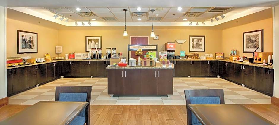 Hampton Inn By Hilton Gaffney