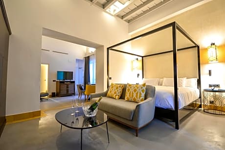 Royal Alcazar Suite room with terrace