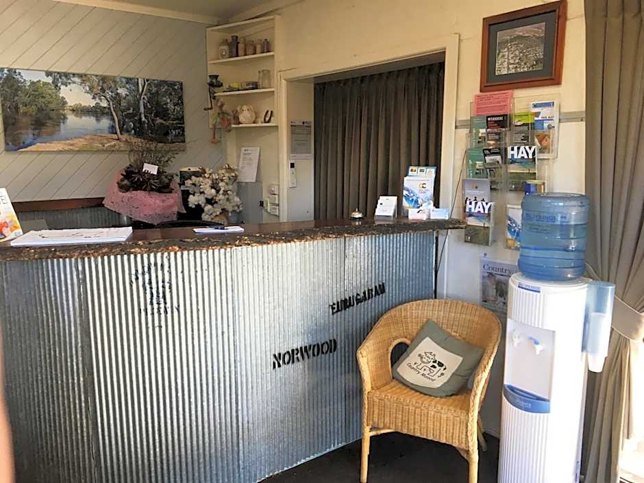 Nicholas Royal Motel - No Pets Allowed